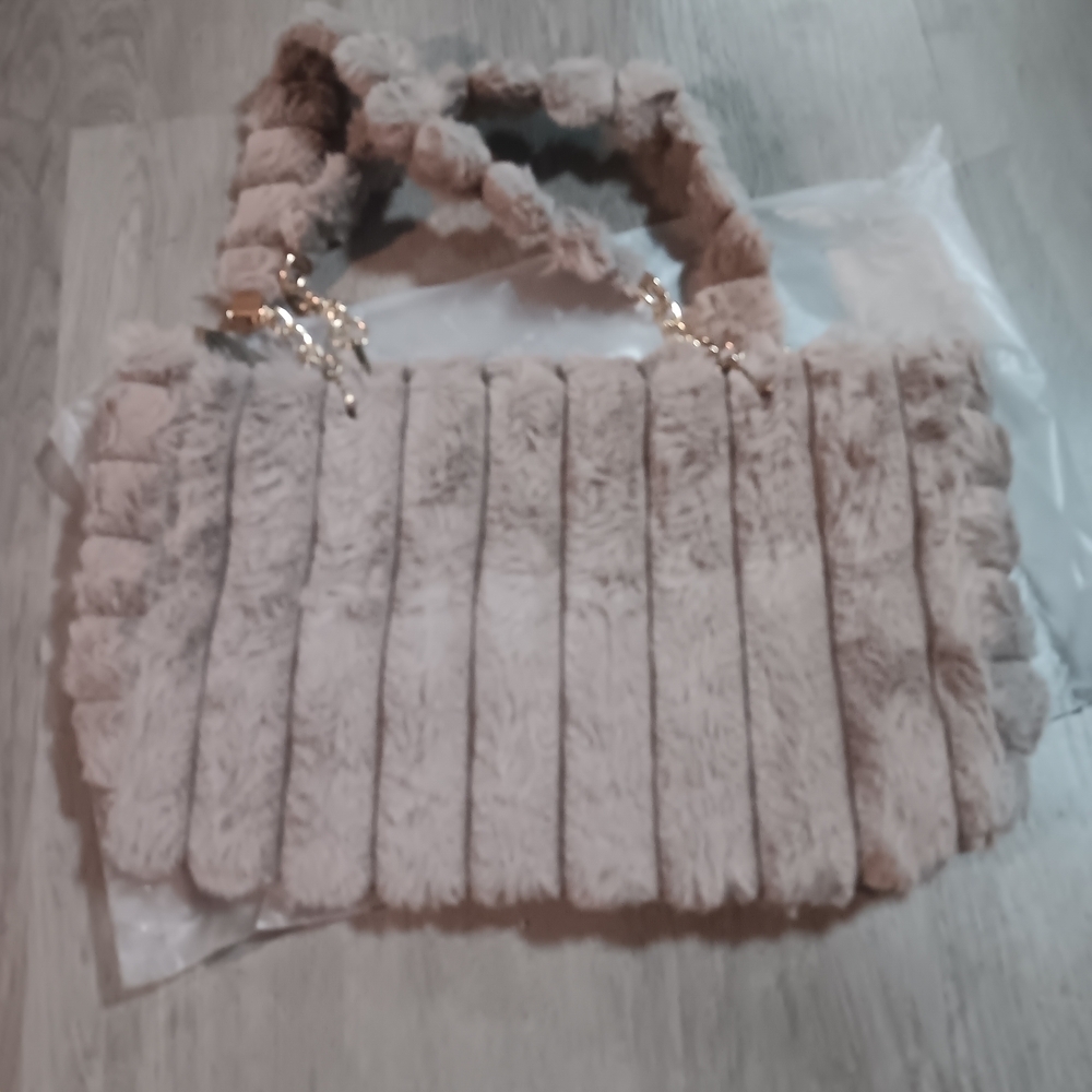 Luxurious Tan Faux Fur Women's Bag